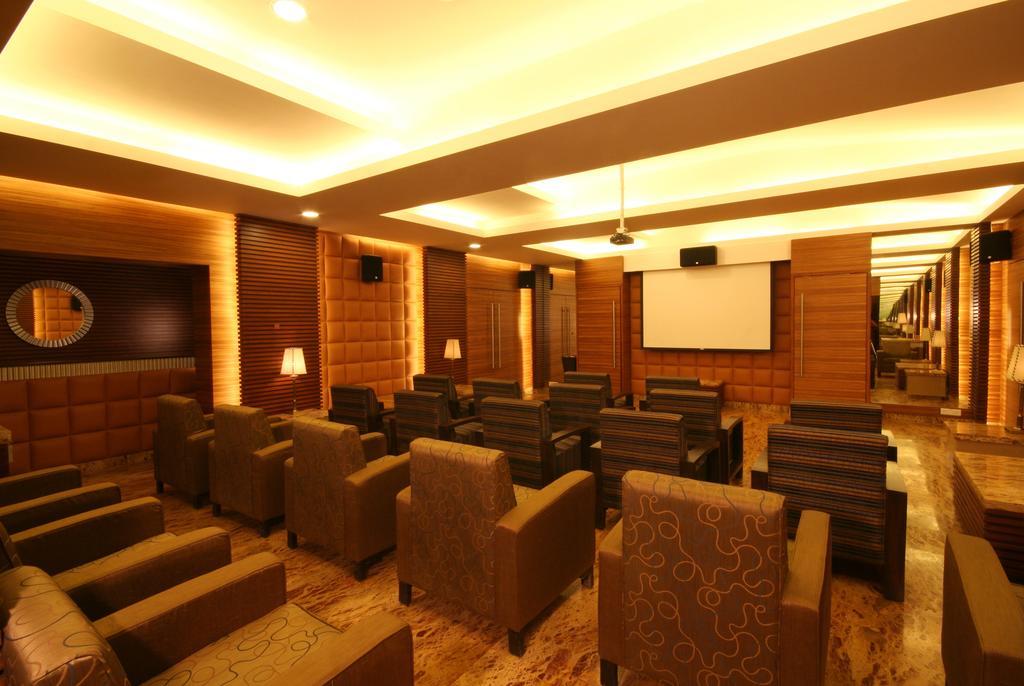 Hotel Millennium Park Panchgani Exterior foto